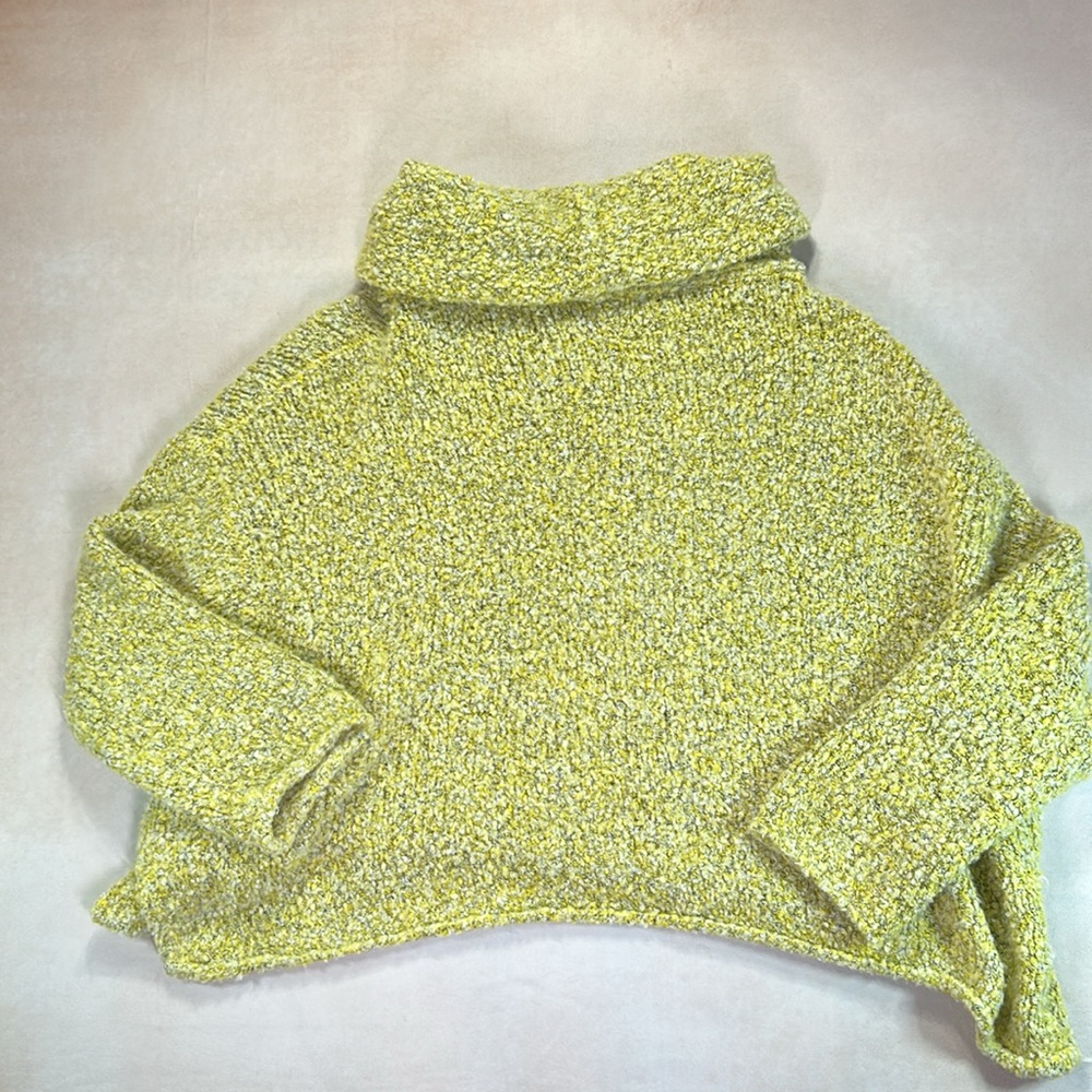 Free People oversized sweater - Picture 2 of 9